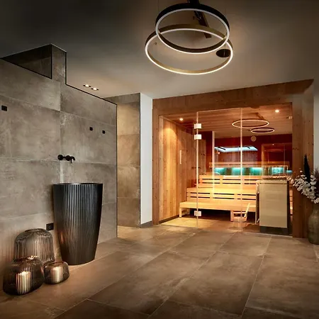 Panoramahotel Burgeck ホテル クリムル