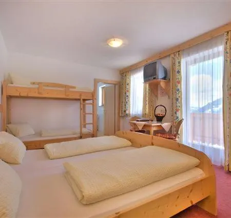 Panoramahotel Burgeck ホテル