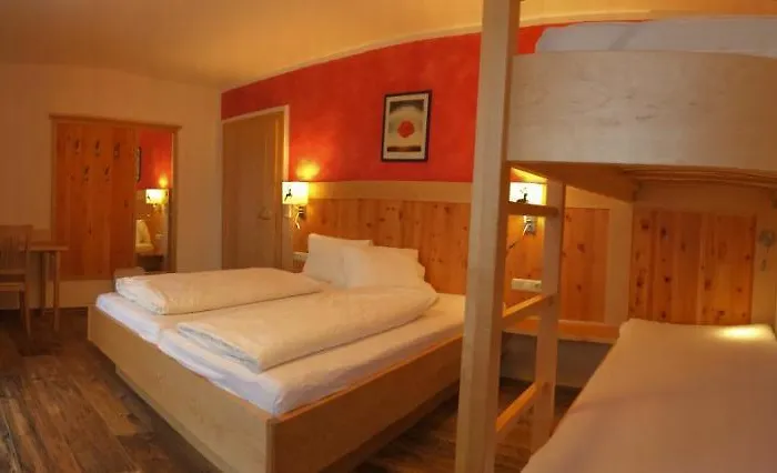 Panoramahotel Burgeck فندق