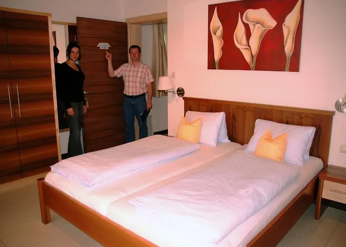 Panoramahotel Burgeck 4* كريمل